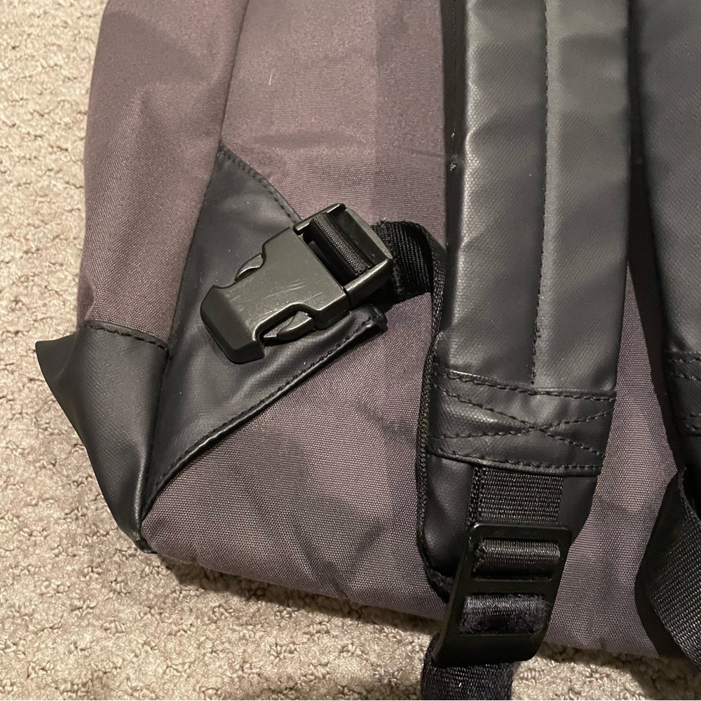 Timbuk2 - Tote Backpack - Picture 5 of 9
